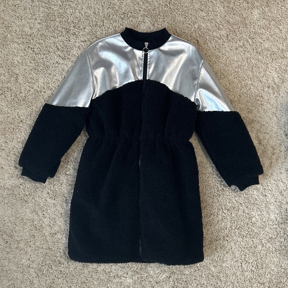 Like new Andorine girls dress